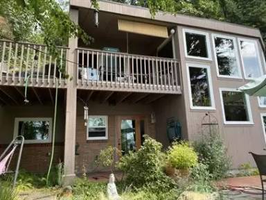 Main picture of Ellington Condominiums
