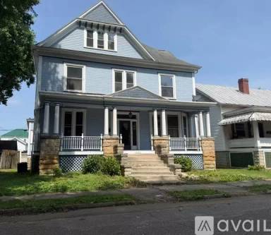 Main picture of 324 Clark St