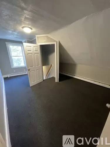 Main picture of 15 Observatory Ave