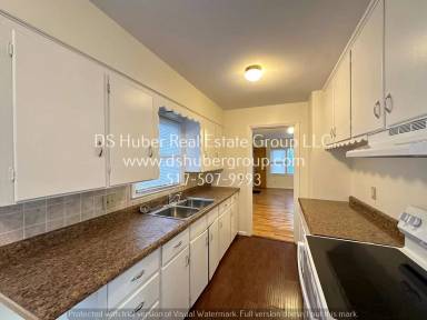 Main picture of 1100 E Malcolm X St