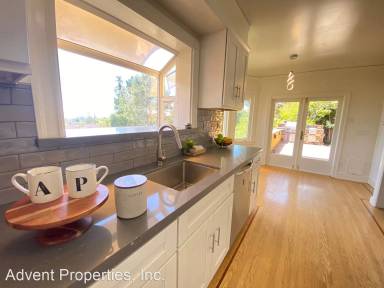 Main picture of 4739 El Centro Ave