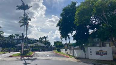 Main picture of 91-243 Hanapouli Cir