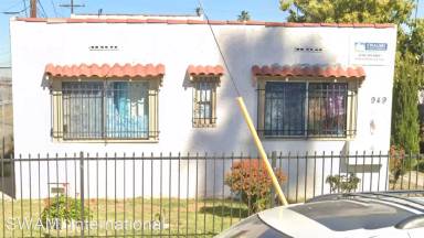 Main picture of 953 W 82nd St