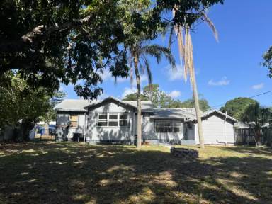 Main picture of 1713 29th St W