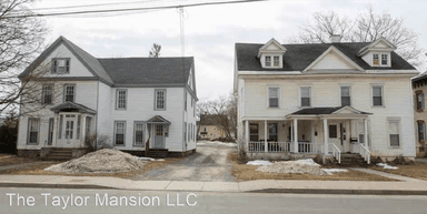 Main picture of 211 Clinton St