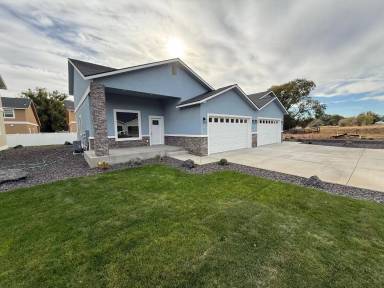 Main picture of 9006 Nafizah Way
