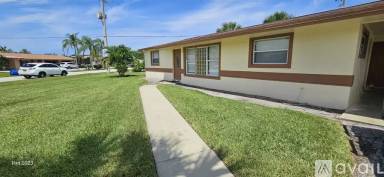 Main picture of 491 W 33rd St