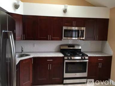 Main picture of 568 Cypress Rd