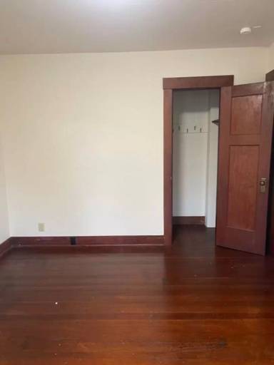 Main picture of 320 13th St