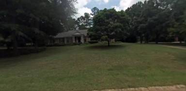 Main picture of 1060 Twin Lakes Rd