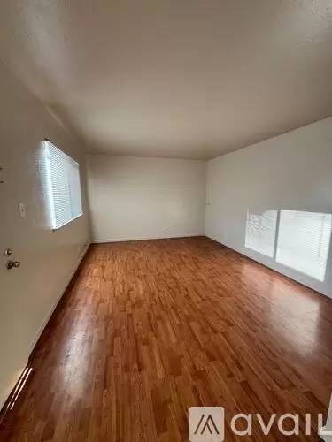 Main picture of 4222 Central Ave