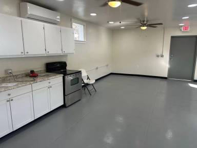 Main picture of 214 SE 22nd Ave