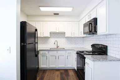 Main picture of 1426 Berrier St