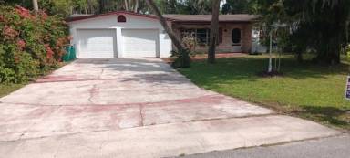 Main picture of 108 E Laila Dr