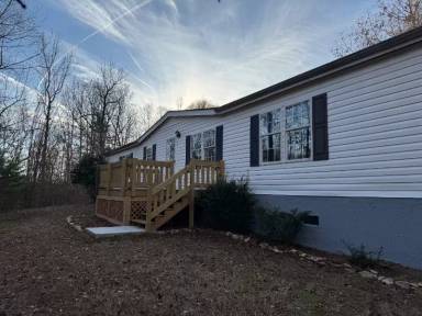Main picture of 1050 Old Mooresboro Rd