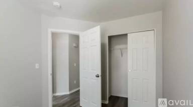 Main picture of 6824 N Yakima Way