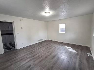 Main picture of 1012 Stone Ave