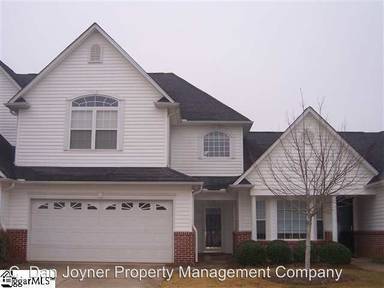 Main picture of 19 Cedar Rock Dr