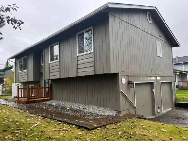 Main picture of 7050 Hunt Ave
