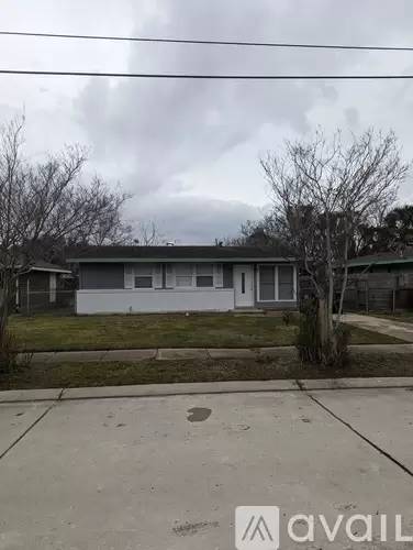 Main picture of 5728 Pauline Dr