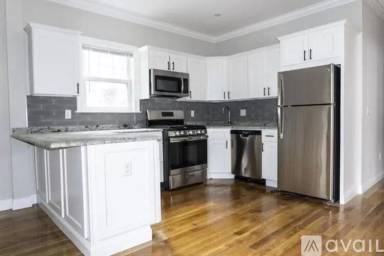 Main picture of 11 Woodside Ave