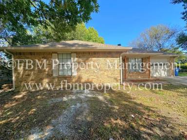 Main picture of 2000 Verde Dr