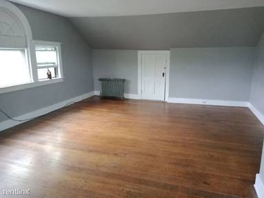 Main picture of 55 Appleton Ave