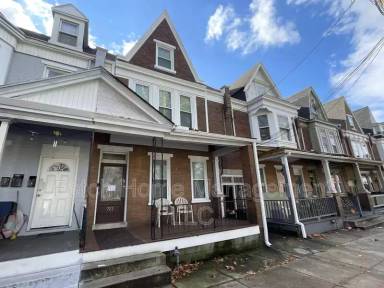 Main picture of 722 E King St