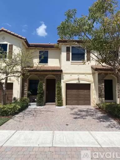 Main picture of 23952 SW 117th Pl