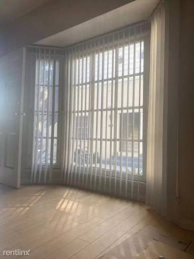 Main picture of 4227 Leimert Blvd