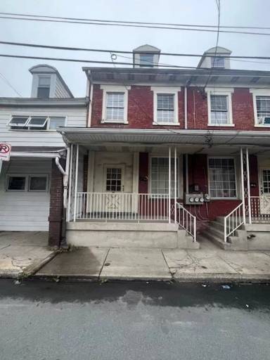 Main picture of 254 Cedar St