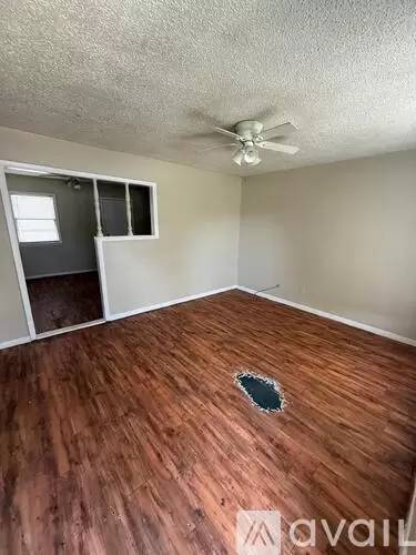Main picture of 3016 E 3rd Pl