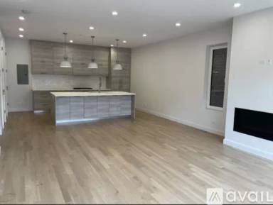 Main picture of 1423 W Catalpa Ave