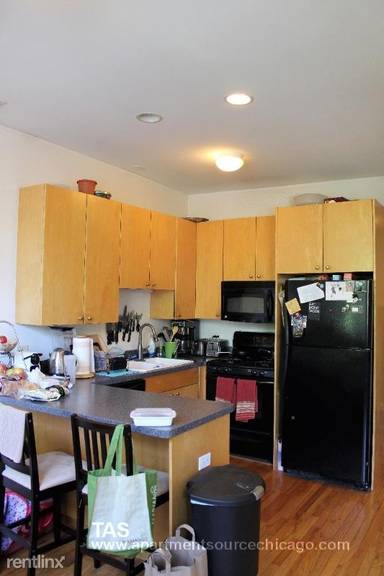 Main picture of 1446 N Leavitt St