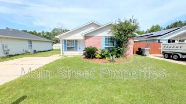 Main picture of 424 Pine Crescent Way