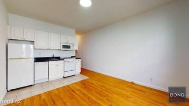 Main picture of 315 E 93rd St