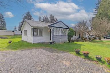 Main picture of 916 196th St E