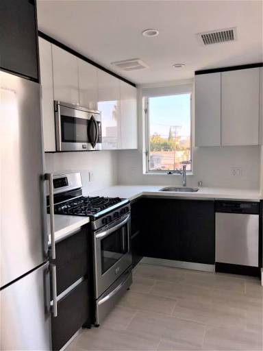 Main picture of 1750 Sawtelle Blvd