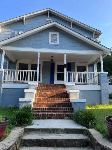 Main picture of 26 W Sprague St