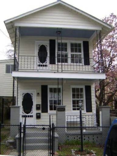 Main picture of 2 Maranda Holmes St