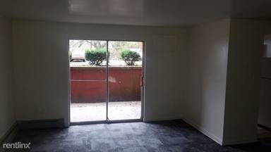 Main picture of 4045 Reading Rd