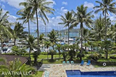 Main picture of Makani Kai Marina Condos