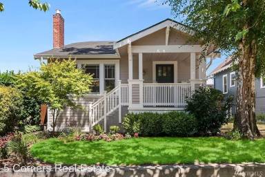 Main picture of 6520 Latona Ave NE