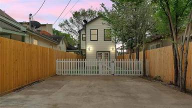 Main picture of 5227 Eigel St