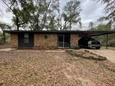 Main picture of 3649 Scoggins St