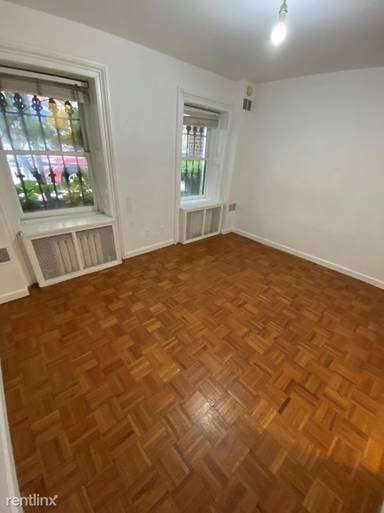 Main picture of 32 Beekman Pl