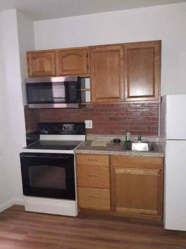 Main picture of 4945 N Warnock St