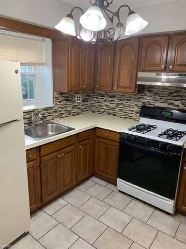 Main picture of 8320 15th Ave