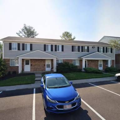 Main picture of 1570 Meredith Dr
