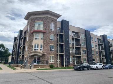 Main picture of 2600 Univeristy Ave